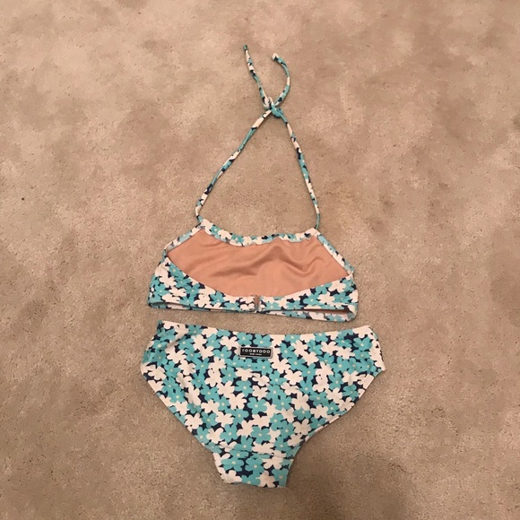 GUC Two piece swimsuit - Picture 2 of 4